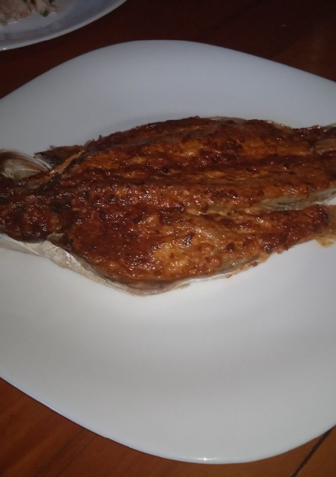 Una foto de Pescado con aderezo de mayonesa -chipotle de un estudiante