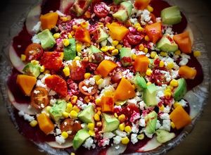 Foto principal de Ensalada arcoíris con aliño de ceviche