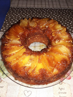 Una foto de Tarta de manzana invertida