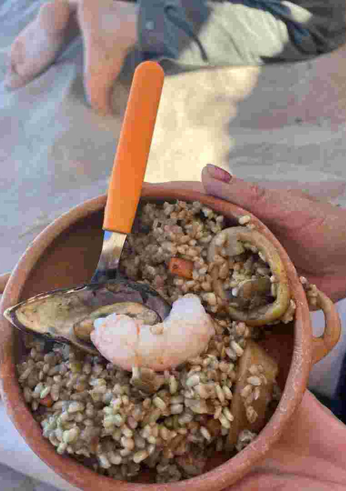 Una foto de Mí cazuela de mariscos