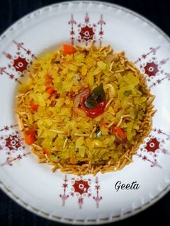 पोहा (Poha recipe in Hindi) रेसिपी मुख्य फोटो