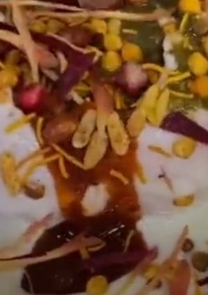 A picture of Raj kachori.