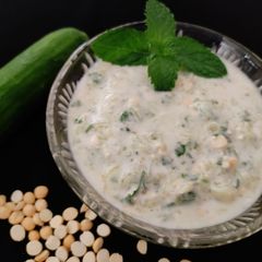 A picture of 2 min Cucumber raita.