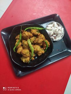 દાળવડા (Dal Vada Recipe In Gujarati) રેસીપી મુખ્ય ફોટો