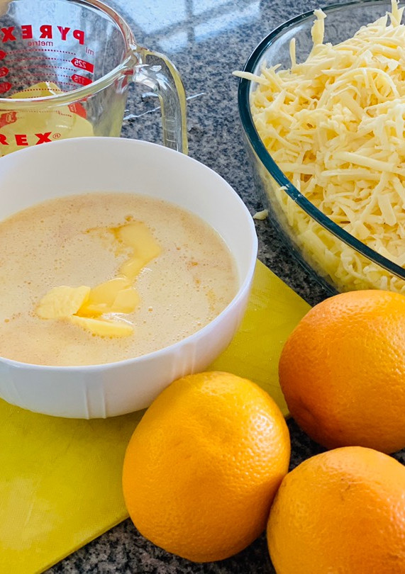 Una foto de Empanadas fritas de Queso a la naranja 🍊