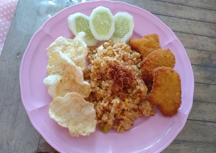 makanan Nasi goreng Bumbu Sasa yang mengenyangkan