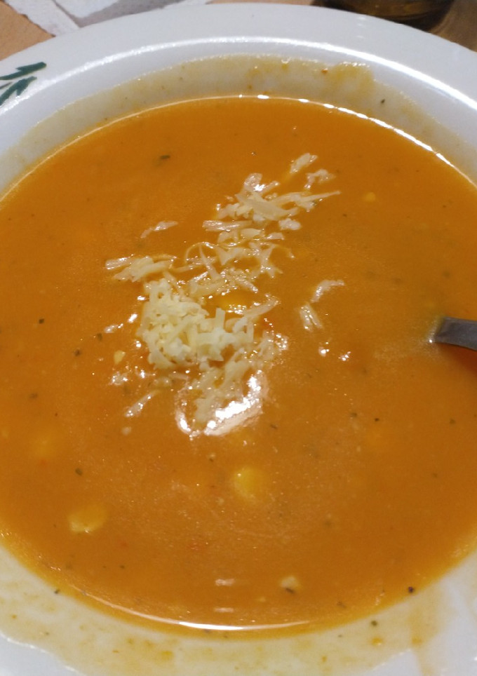 Una foto de Sopa de calabaza y choclo