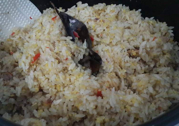 Recipe of Super Quick Homemade Nasi jagung liwet lemak dan teri
