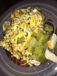 Una foto de Judías Planas con pollo gratinada