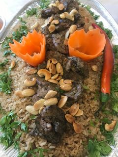 صورة لوصفة رز بالخلطة وكبد الدجاج والمكسرات