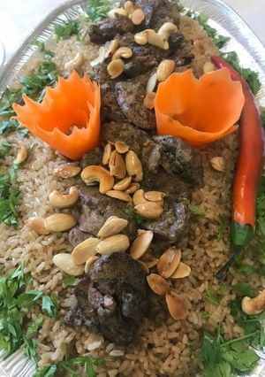 صورة لوصفة رز بالخلطة وكبد الدجاج والمكسرات