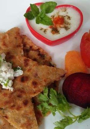 आलू पनीर पराठा (Aloo paneer paratha recipe in hindi) रेसिपी मुख्य फोटो