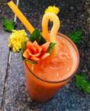 Nước ép cà rốt +mật ong