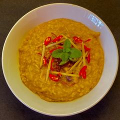 A picture of Chicken Haleem.