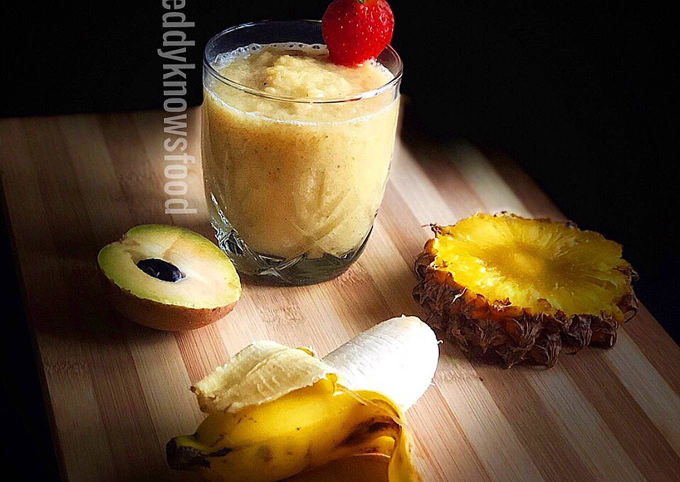 Healthy Sugar Free- Pina colada smoothie