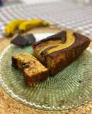 Banana bread con harina de almendra, chocolate puro y sin azúcar