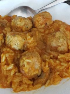 Una foto de Albóndigas con arroz de Jazmín