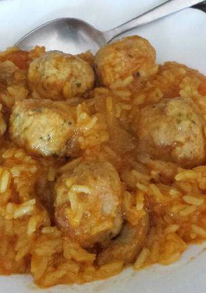 Una foto de Albóndigas con arroz de Jazmín