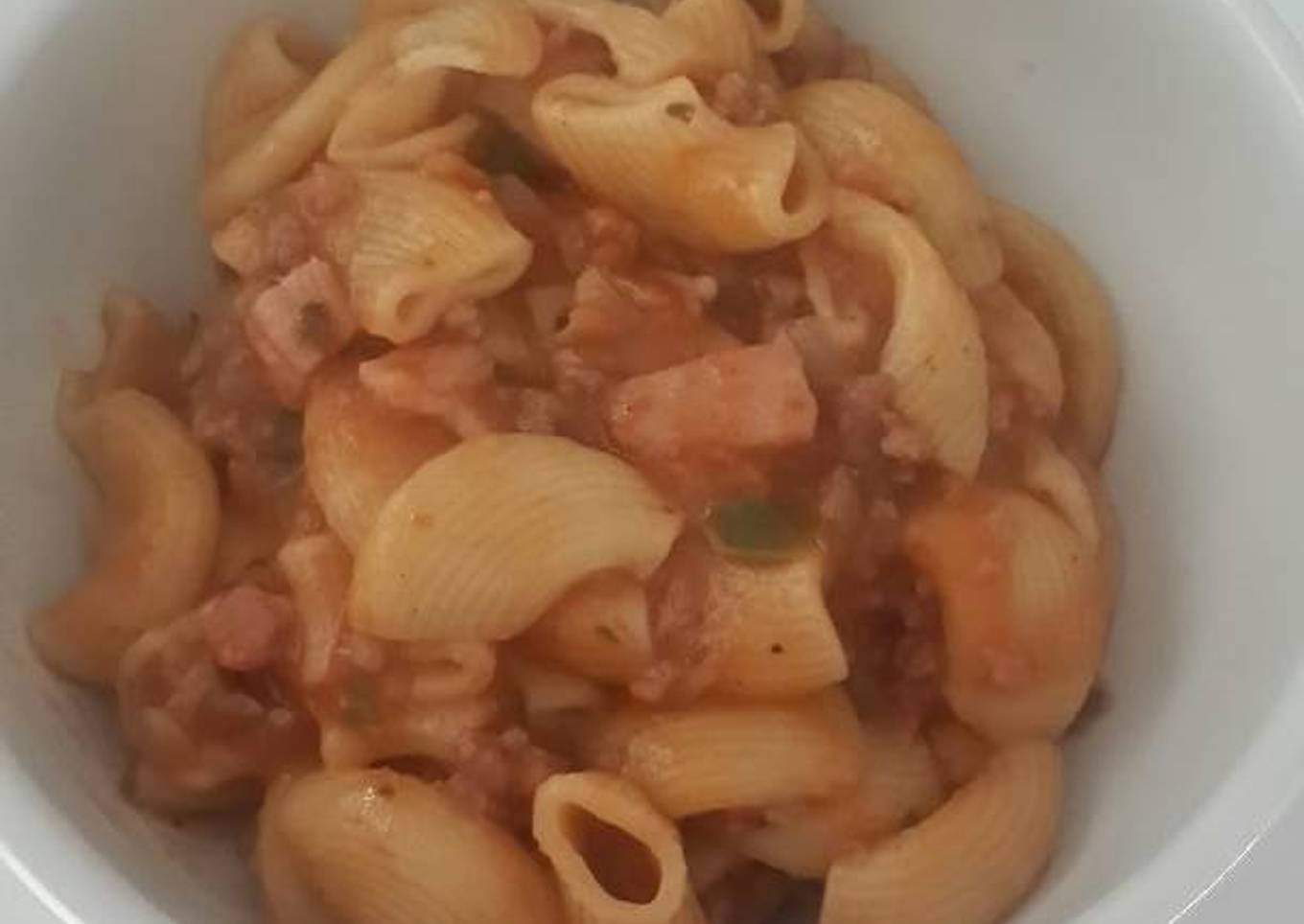 Coditos con carne molida