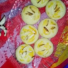 A picture of Naan khatai.