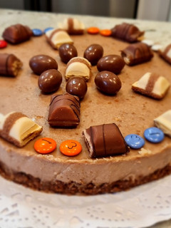 Una foto de Tarta de chocolatinas Kinder