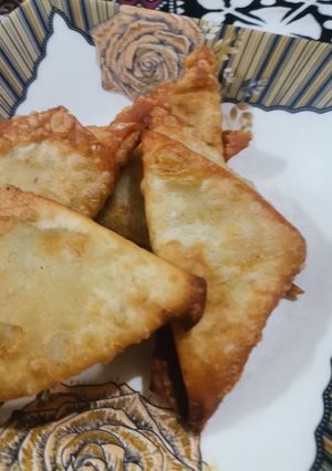A picture of Potatoes samosa.