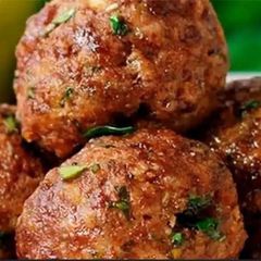 A picture of Albondigas de Berenjena.