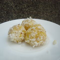 Paleo: Plantain Coconut Balls A picture of Paleo: Plantain Coconut Balls.