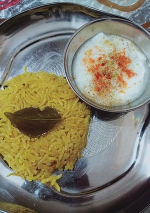 પુલાવ (Pulav Recipe In Gujarati) રેસીપી મુખ્ય ફોટો