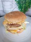 Double burger d'un célèbre fast-food