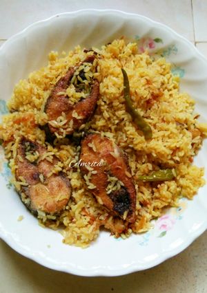 A picture of Hilsha fish Pulao.