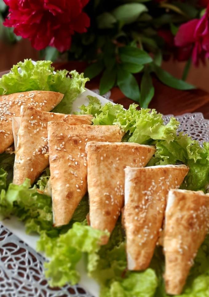 Конвертики з лаваша з курячим фаршем