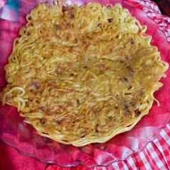 A picture of Ramen noodle omelette.