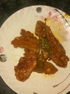 अचारी केला मासाला (Achari kela masala recipe in Hindi) रेसिपी मुख्य फोटो
