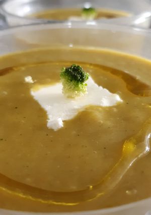 Una foto de Crema de brócoli 🥦
