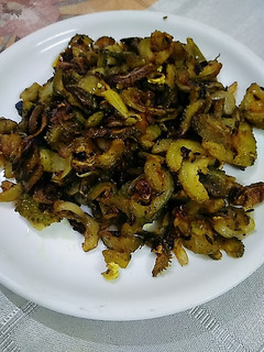 A picture of Kheksi ki bhujia/spine gourd fry.