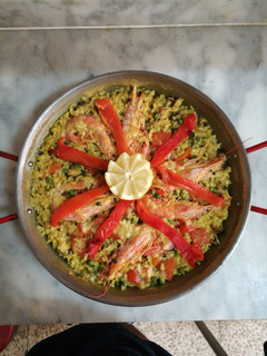 Una foto de Arroz y marisco