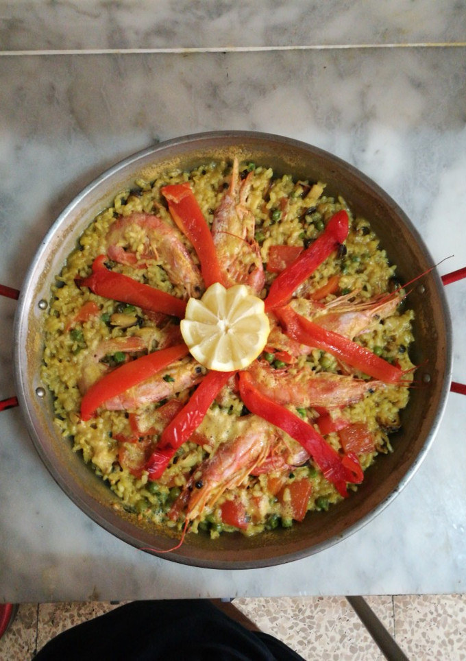 Una foto de Arroz y marisco