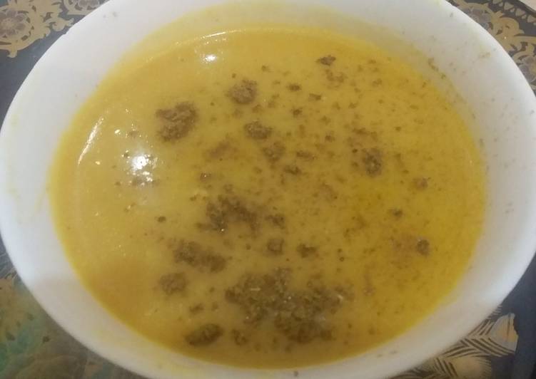 شوربة الذرة بالجبن