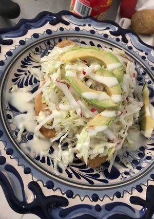 Una foto de Tlacoyos rellenos de Tlaxcala