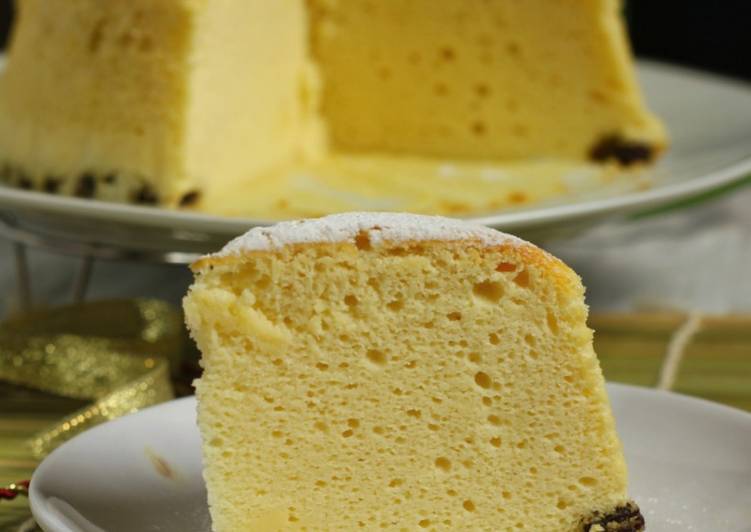 Langkah Mudah untuk Menyiapkan Japanese Cheesecake, Menggugah Selera