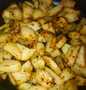 Simple Way Prepare Recipe Cast iron onion garlic fried potatoes that is Perfect, Can Spoil the Tongue}