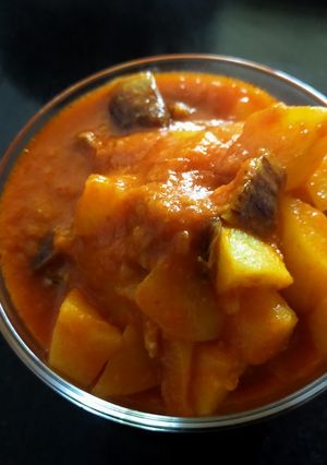 A picture of Potato-Brinjal Subzi.