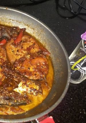 Hình của món Cá ngừ kho mặn.