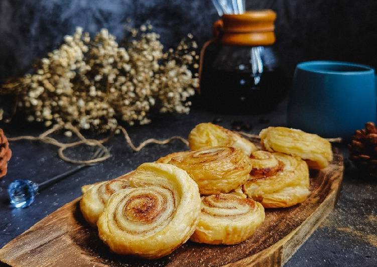 Cara Gampang Menyiapkan Cinnamon rolls easy peasy Anti Gagal