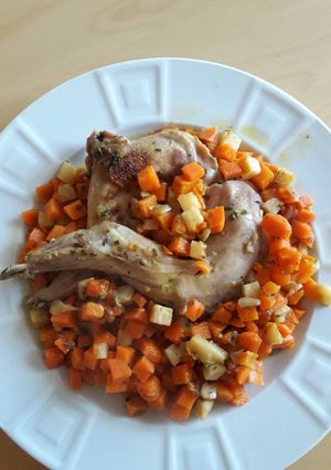 Une photo de Lapin aux carottes et à la bière