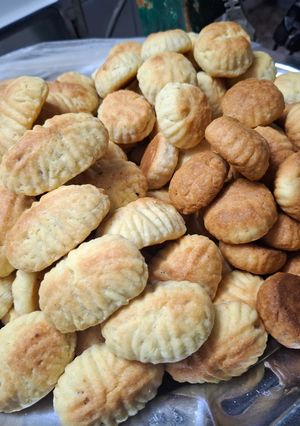 صورة لوصفة معمول بالجوز ومربى النارنج