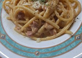 Ιταλική μακαρονάδα carbonara (καρμπονάρα) του Αντώνη, Αντώνης