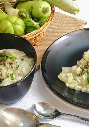 A picture of Mixed Summer Vegetable Paal(Milk) Kootu.