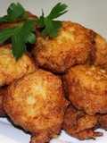 Buñuelos de bacalao. Little cod bites